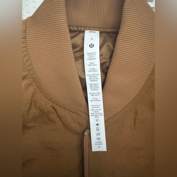 Lululemon Non-Stop Bomber Vest in Bold Beige - Picture 5 of 8